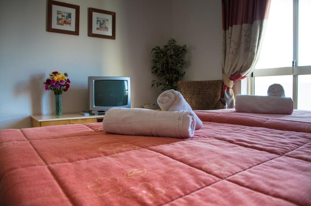 Club Salina Wharf Aparthotel Qawra Room photo