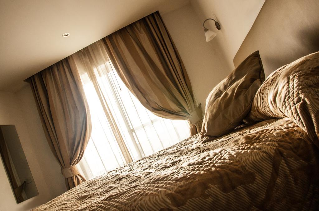 Club Salina Wharf Aparthotel Qawra Room photo